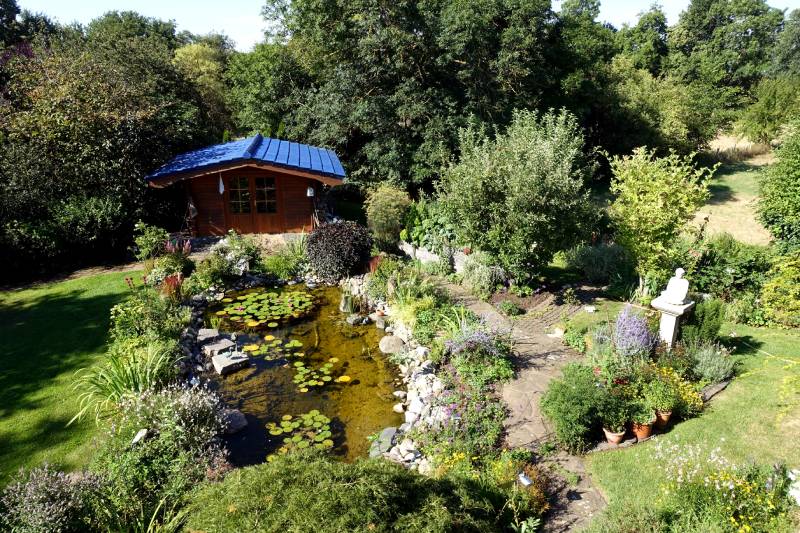 Conception d&rsquo;un bassin de jardin ou d'une mare naturelle